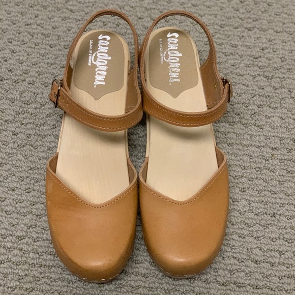 Clogs Sandals (Swedish Wooden High Heel, Victoria) - Picture 5 of 6